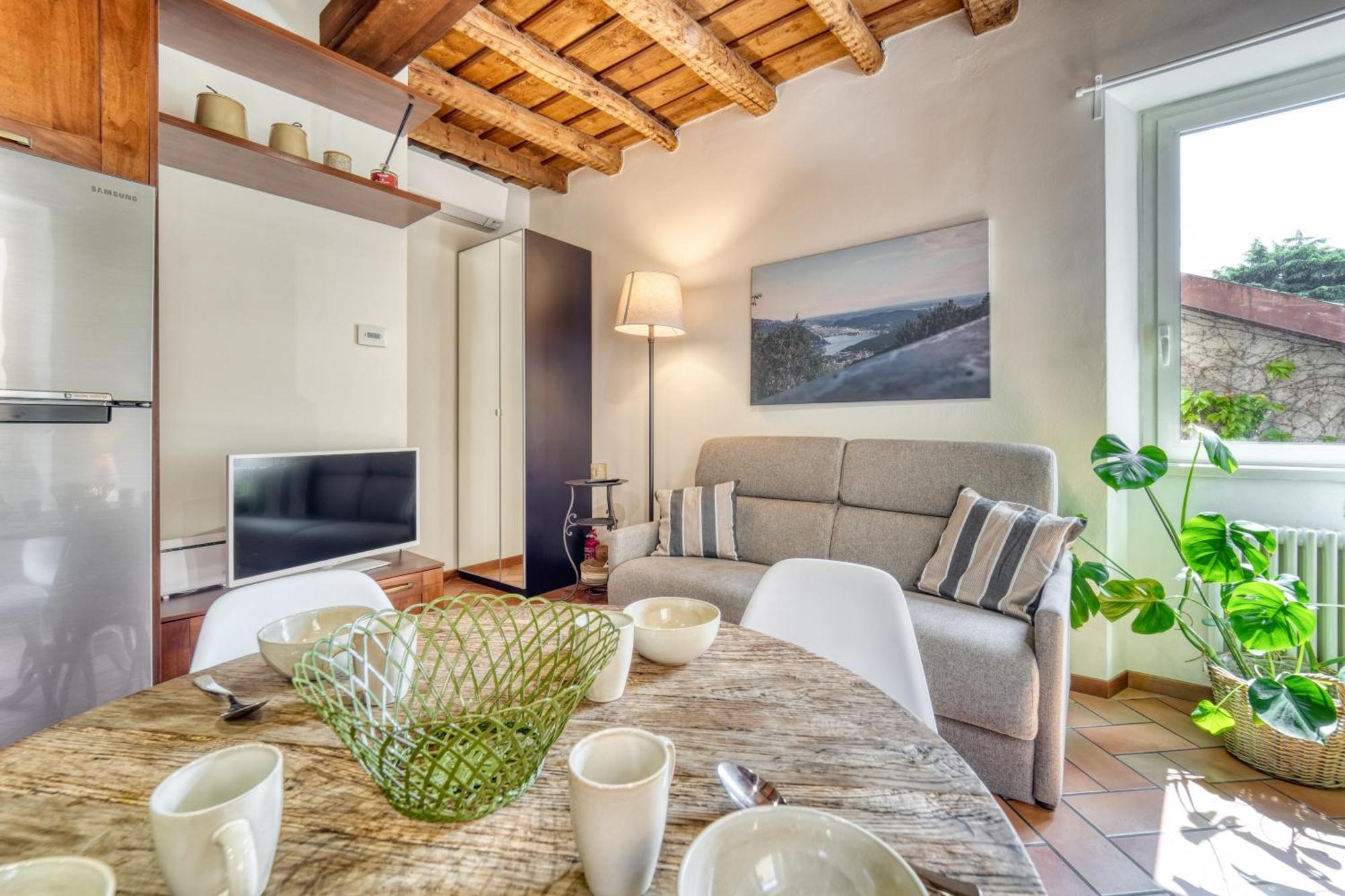 Apartmán Casa Di Milo Cernobbio Exteriér fotografie